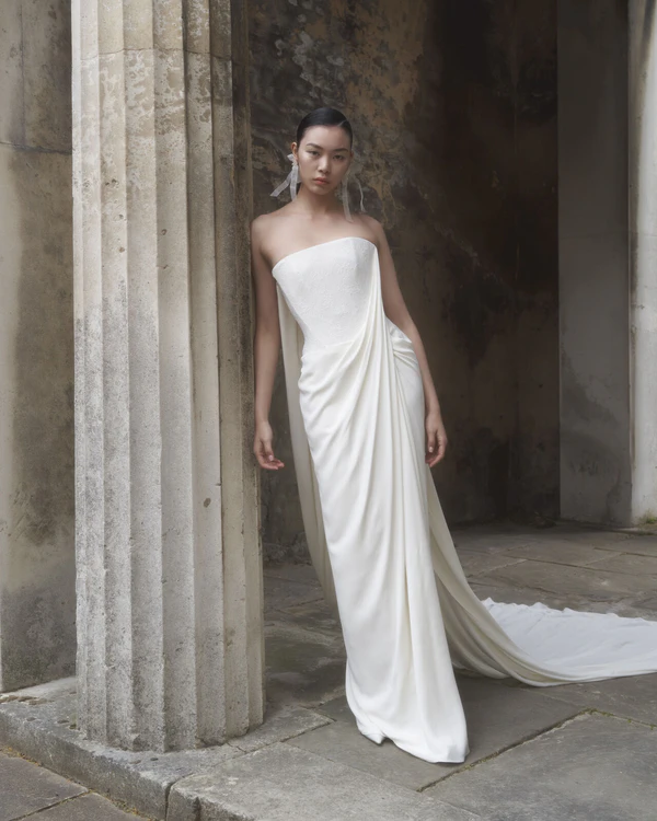 Vivienne Westwood Unveils 2025 Bridal Collections