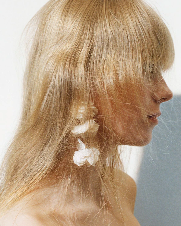 The Ultimate Hair & Beauty Guide for Beach Weddings — photo 2