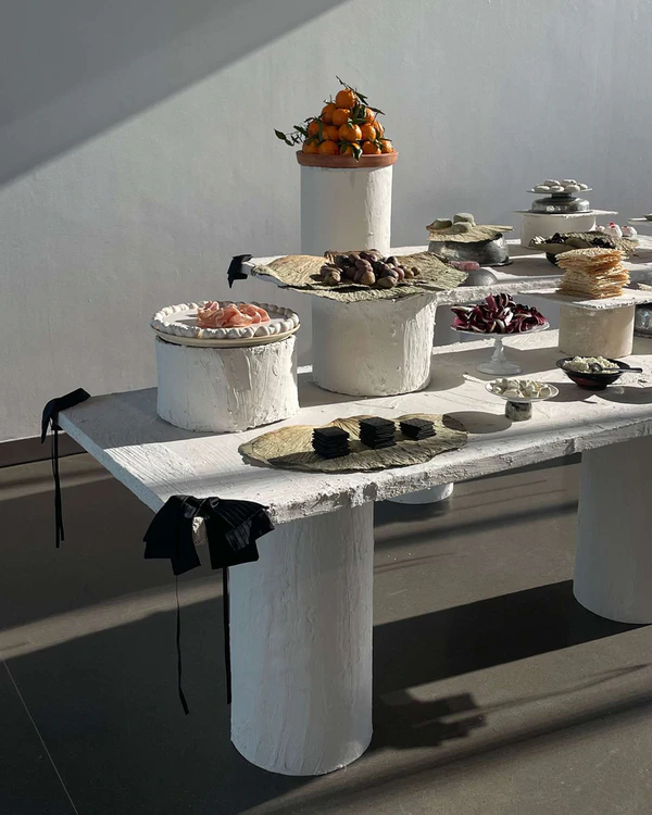 45 Creative Ways to Style & Display Food at Your Wedding