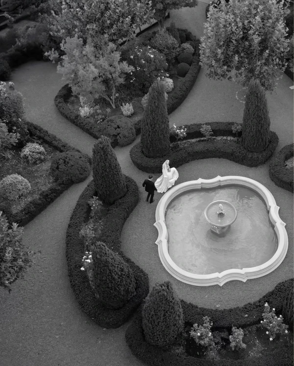 <span style="text-decoration: underline;"><a href="https://beaulieugarden.com/">Beaulieu Garden</a></span>, Photography: <span style="text-decoration: underline;"><a href="https://www.instagram.com/alexandriamarie.photo/p/DUwkgLmjZM1/?img_index=9">Alexandria Marie</a></span>