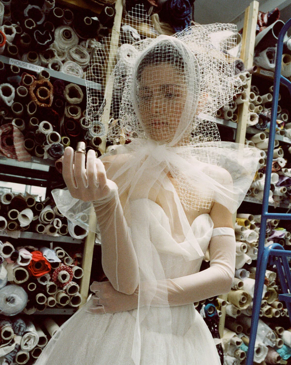 Where to Shop for Wedding Veils: 19 Veil Designers Behind Today’s Most Fashion-Forward Brides — photo 1