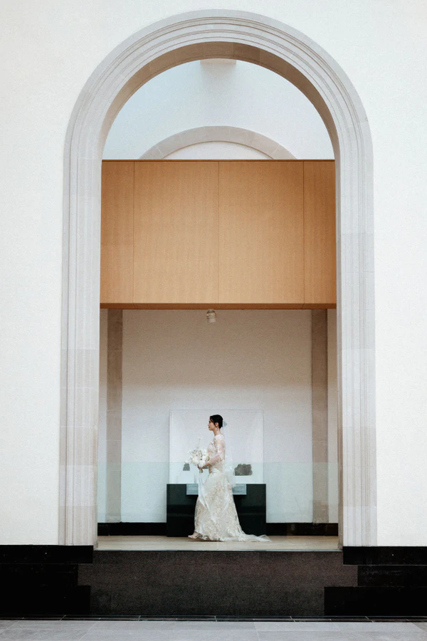 A Vibrant Wedding Shoot at the Art Gallery of Ontario