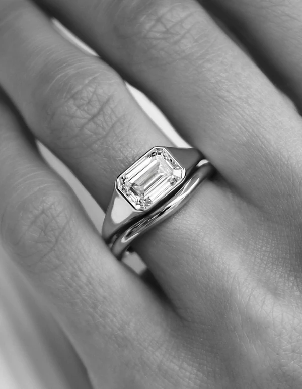 <a href="https://www.instagram.com/leil.jewellery/p/DX3tpN2ESNx/">LeiL</a>