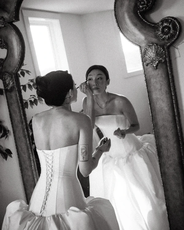 A Glamorous Art Deco Celebration Inspired by Vintage Travel at Gatsby Mansion