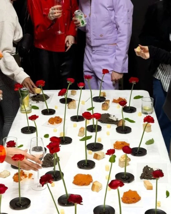 35 Chic Ideas to Style Your Wedding Dessert Tables