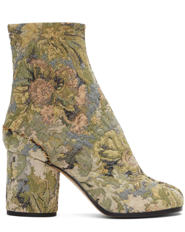 The Floral Trend Is Back Again!