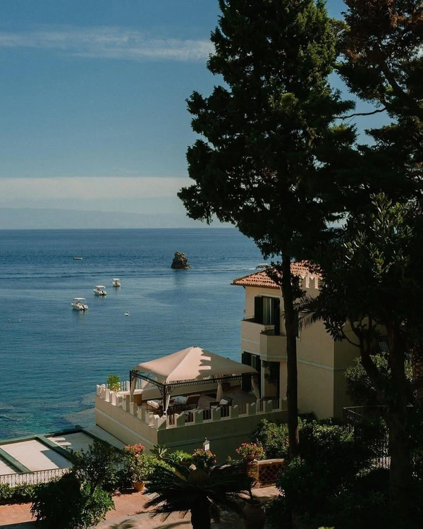 12 Dreamy Hotels & Resorts in Sicily for a Romantic Honeymoon