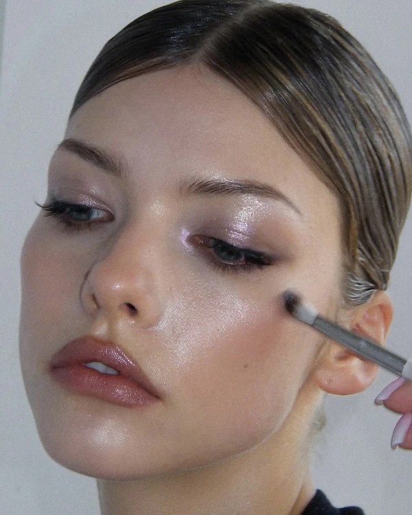 The Top Wedding Beauty Trends for 2025 According to Pinterest