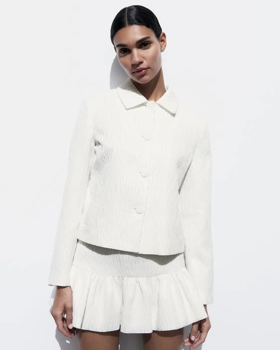 20 Trendy Outerwear Styles for Your Spring Wedding
