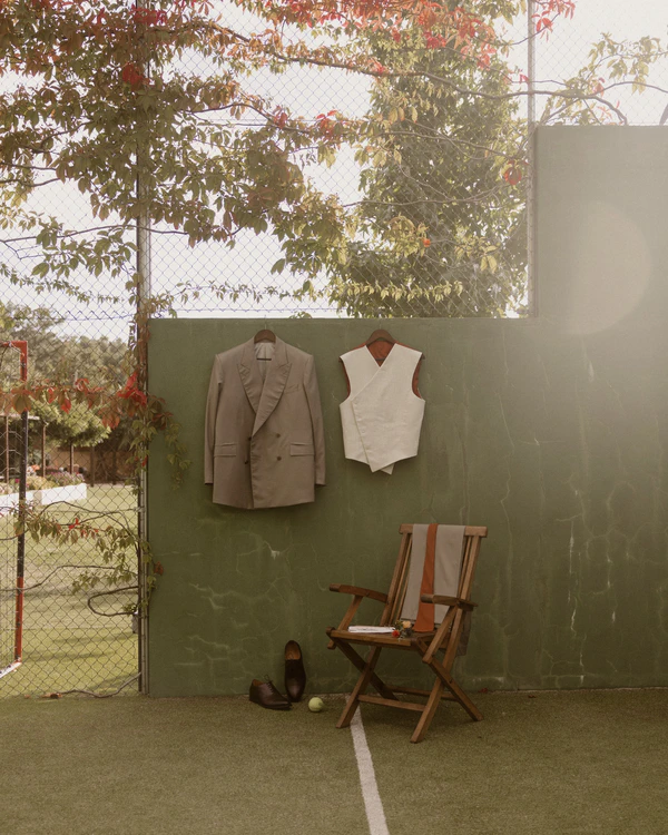 A Playful & Artistic Rural Wedding in Countryside of Madrid
