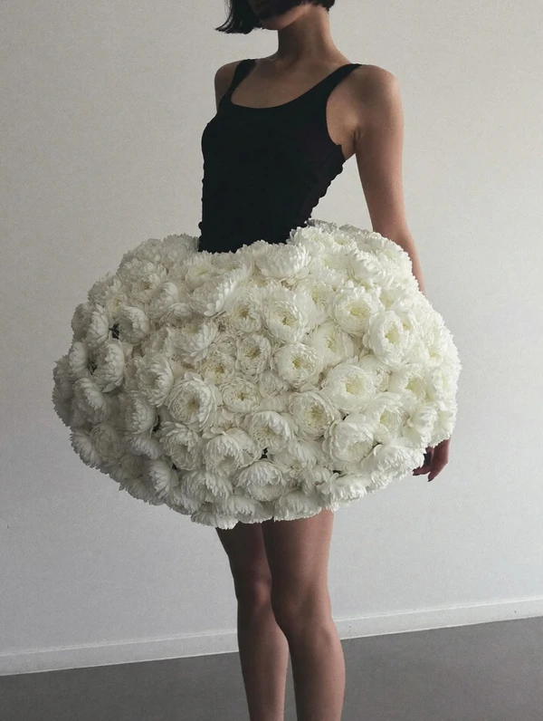 <a class="x1i10hfl xjbqb8w x1ejq31n x18oe1m7 x1sy0etr xstzfhl x972fbf x10w94by x1qhh985 x14e42zd x9f619 x1ypdohk xt0psk2 x3ct3a4 xdj266r x14z9mp xat24cr x1lziwak xexx8yu xyri2b x18d9i69 x1c1uobl x16tdsg8 x1hl2dhg xggy1nq x1a2a7pz _a6hd" role="link" href="https://www.instagram.com/p/DYj_RajD9pa/?img_index=11"><span class="x1lliihq x1plvlek xryxfnj x1n2onr6 xyejjpt x15dsfln x193iq5w xeuugli x1fj9vlw x13faqbe x1vvkbs x1s928wv xhkezso x1gmr53x x1cpjm7i x1fgarty x1943h6x x1i0vuye xl565be x1xlr1w8 x5n08af x1tu3fi x3x7a5m">Zhangyeeun</span></a>
