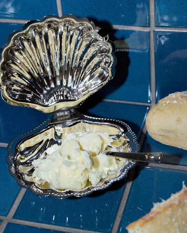 Pinterest Predicts: 9 Wedding Cake & Food Trends Set to Define 2026