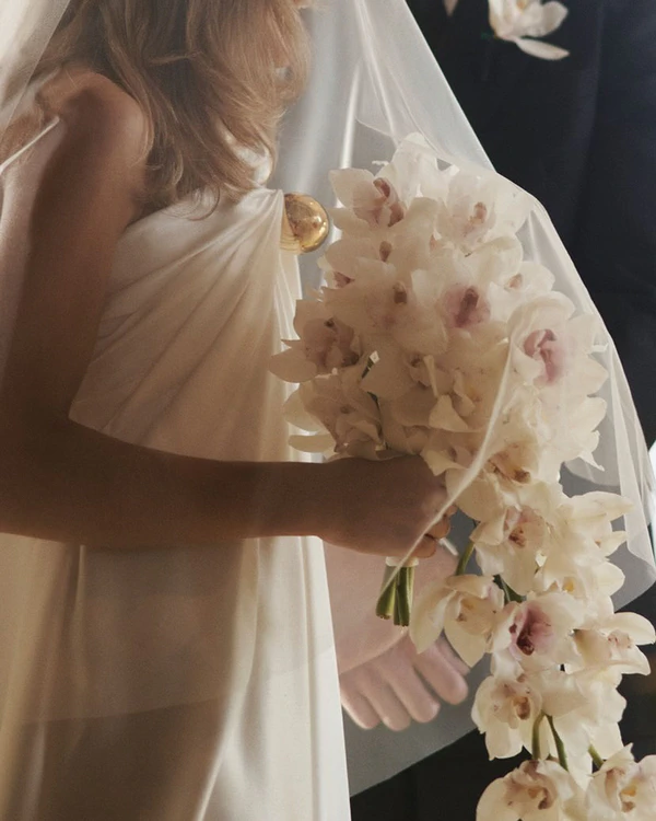 A Guide to the Best Wedding Flower Varieties for Every Season