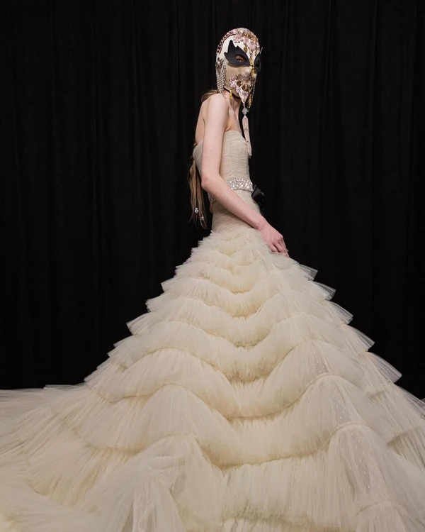 13 Defining Trends from Paris Haute Couture Spring 2025