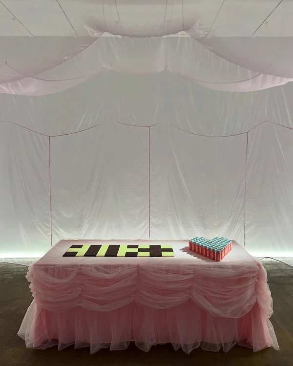 50 Bold & Breathtaking Maximalist Wedding Décor Ideas