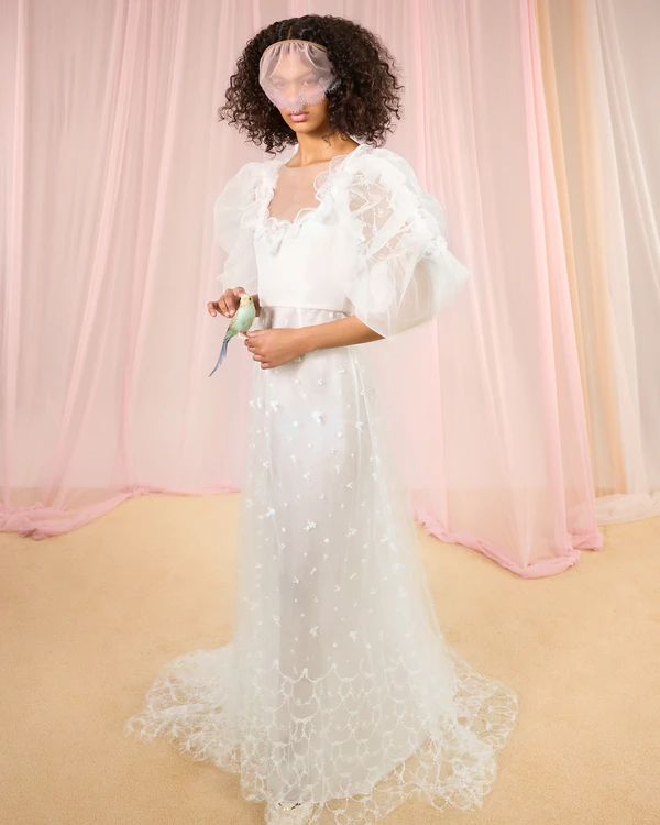 HONOR Unveils Fall 2026 Bridal Collection