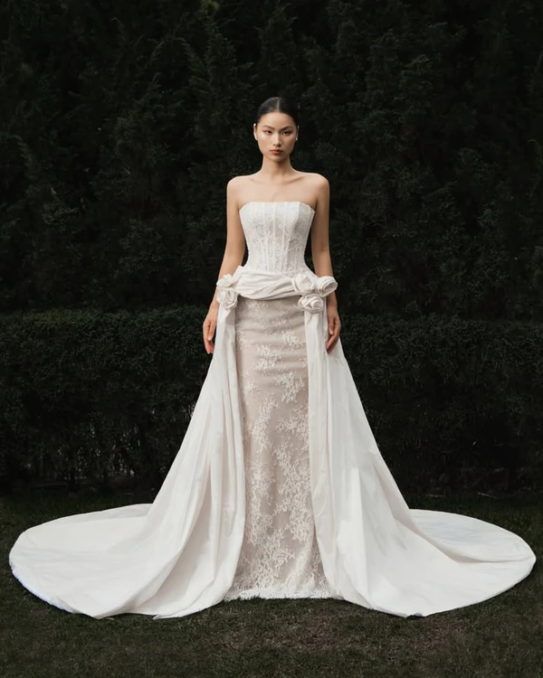 <a href="https://www.instagram.com/chou_bridal/p/DUVBzMimTEu/">Chou Bridal</a>