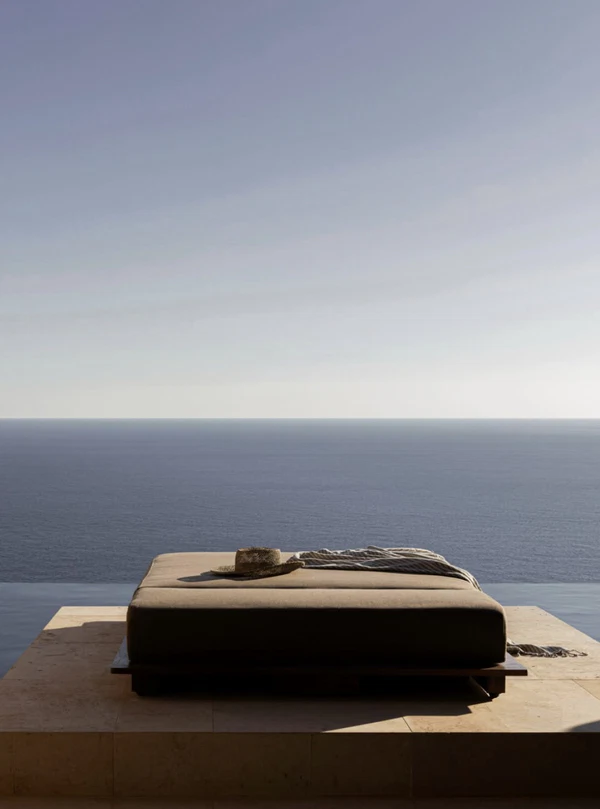<a href="https://www.instagram.com/p/DWy17EFEi3h/">Gundari Resort</a>