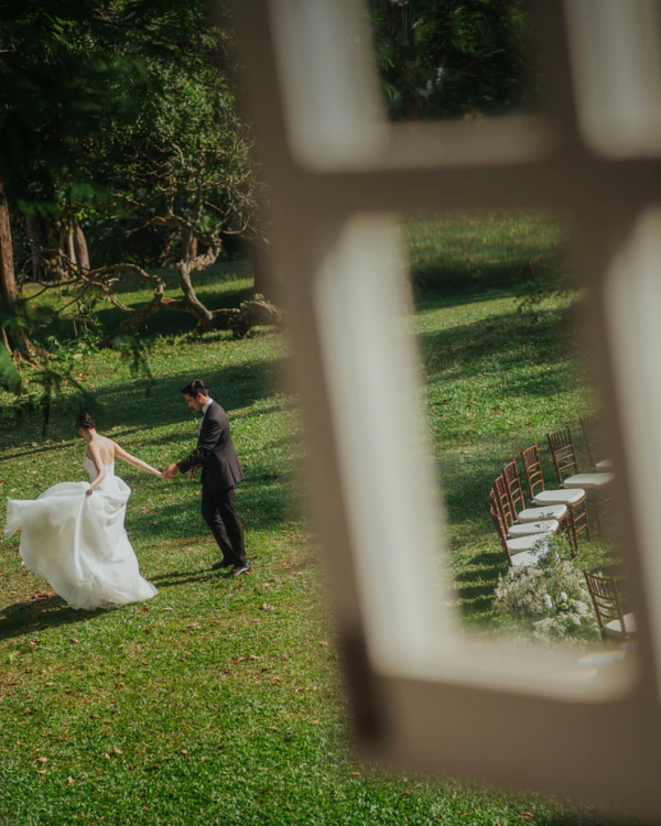 <a href="https://www.instagram.com/p/DaRstFiCUHx/?hl=en&img_index=1">Capella Singapore</a>