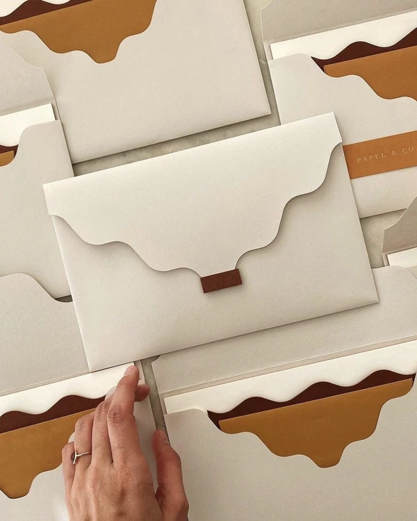 The 7 Best Places to Shop Your Unique Wedding Invitations