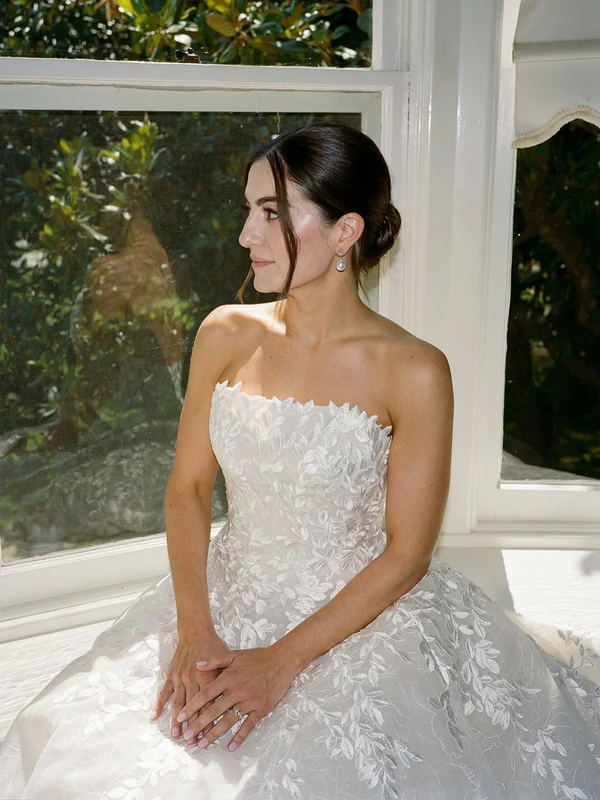 <a href="https://www.instagram.com/p/DY9y58TiOKW/?img_index=1">Page Beauty</a>, Photography: <a href="https://www.instagram.com/emily.magers/"><span>Emily Magers</span></a>