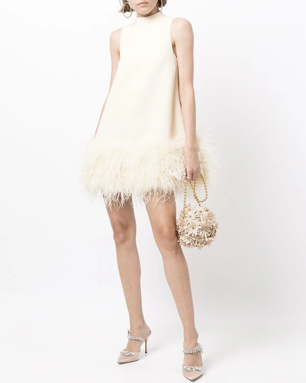 Wedding Trends 2022: Feathers