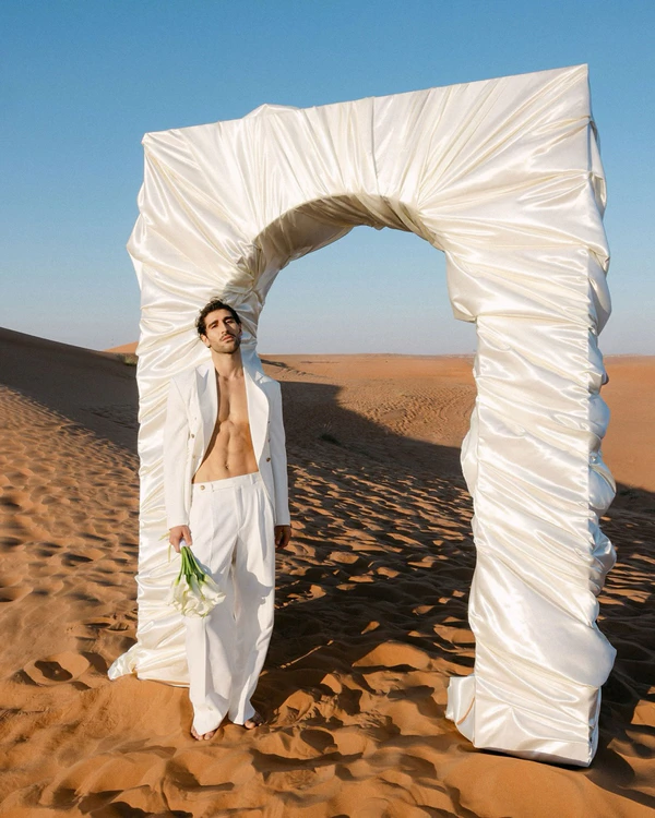 40 Creative Wedding Arch & Backdrop Ideas for an Unforgettable Ceremony — photo 1