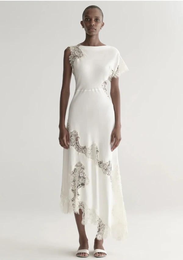 <a class="underline underline underline-offset-2 decoration-1 decoration-current/40 hover:decoration-current focus:decoration-current" href="https://alcltd.com/products/alessia-dress-creme">A.L.C. Alessia Textured Satin and Lace Maxi Dress</a>, $795