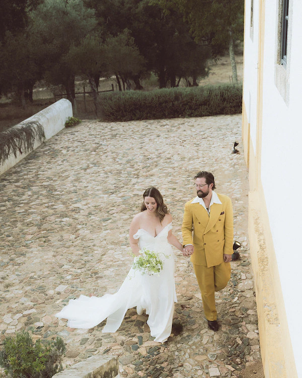 A Vibrant Retro Wedding in a Charming Portugese Castle