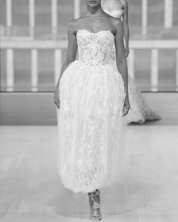 35 Lace Bridal Dresses from the Fall 2026 Collections