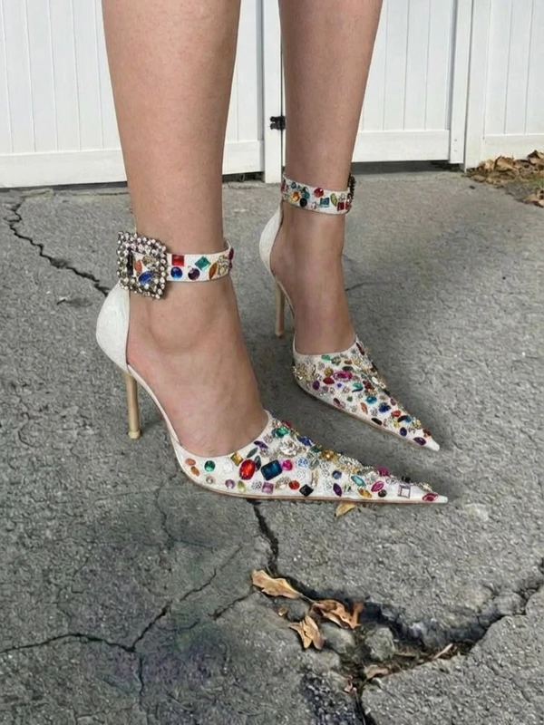 <a href="https://www.instagram.com/p/DWBz8TSiIFT/?hl=en&img_index=1">Mucus Vintage</a>