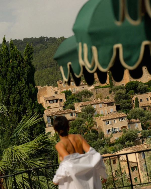 <a href="https://www.instagram.com/p/Dbx8KMPk5CE/?img_index=1">La Residencia, A Belmond Hotel</a>