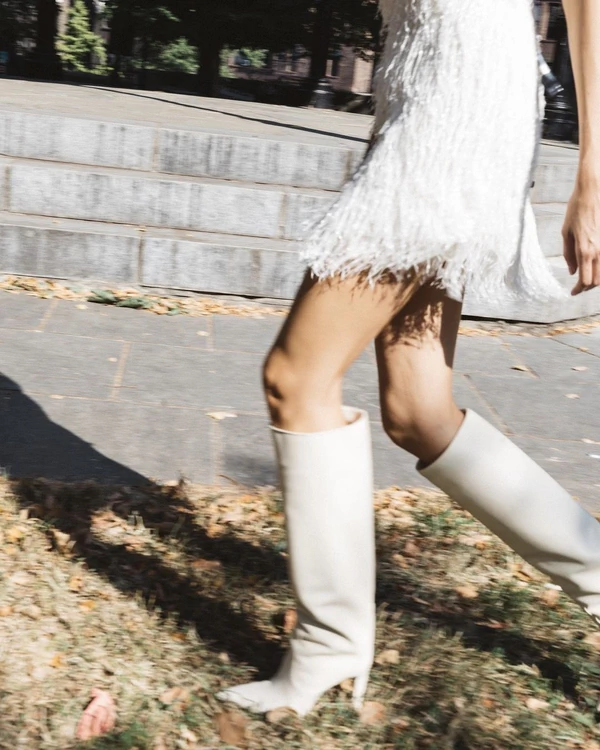 Short Wedding Dresses for Wild Dancing — photo 2