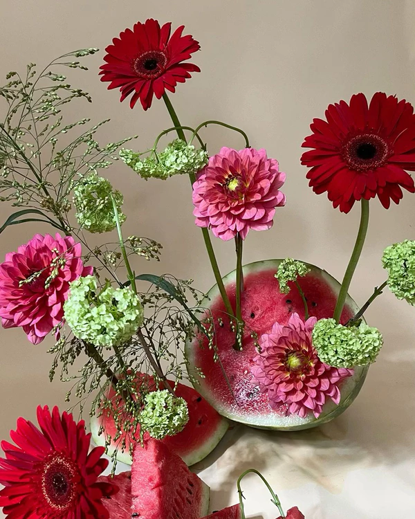 A Guide to the Best Wedding Flower Varieties for Every Season