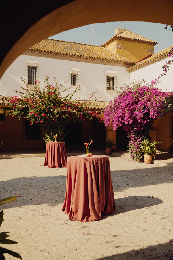 An Artist & Designer’s Art-Driven Spanish Wedding at a 16th-Century Cortijo, Drenched in Citrus and Calla Lilies