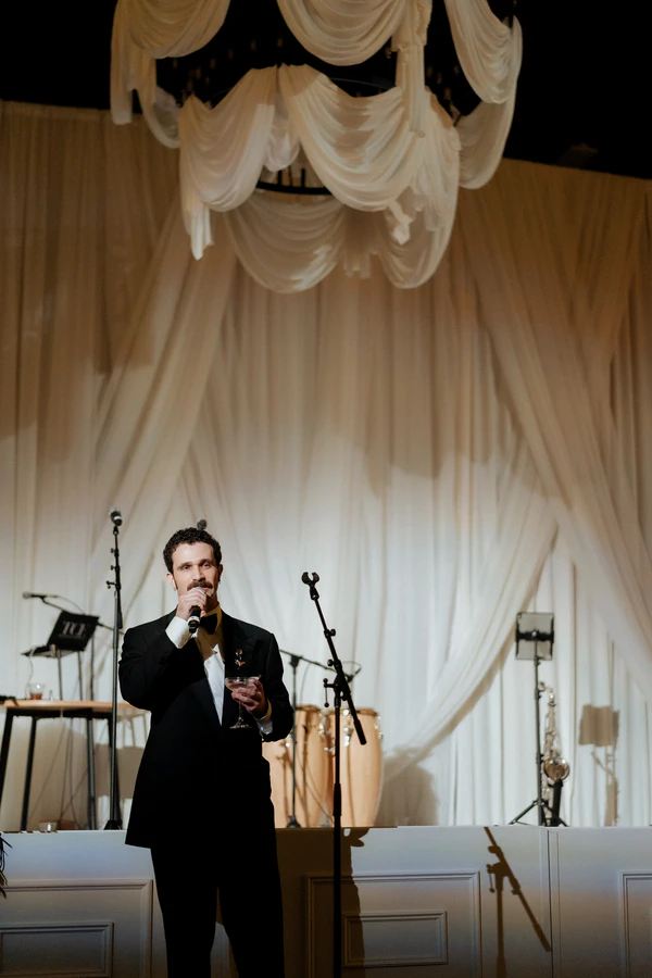 A Glamorous Art Deco Celebration Inspired by Vintage Travel at Gatsby Mansion