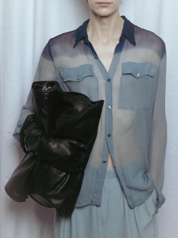 <a href="https://www.instagram.com/p/DaDYfBGjB9f/?img_index=3">Dries Van Noten</a>
