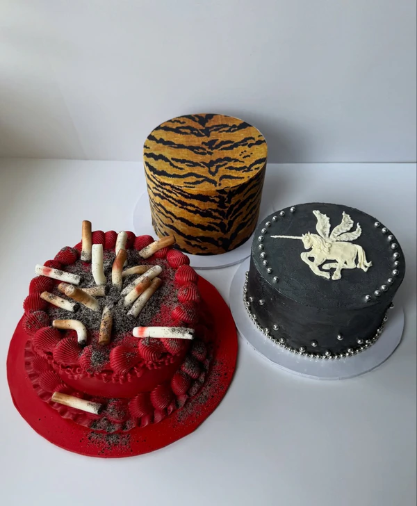 <a href="https://www.instagram.com/the_heartbaker/p/DWUV1hwDUTT/">The Heartbaker</a>