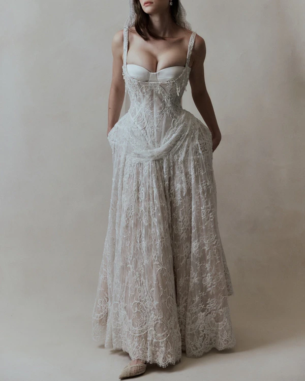 35 Lace Bridal Dresses from the Fall 2026 Collections