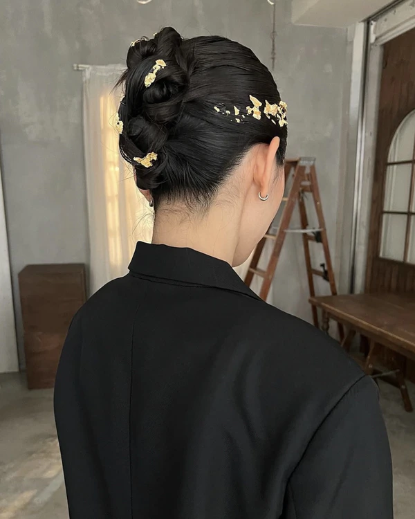 Holiday Hairstyles Inspo