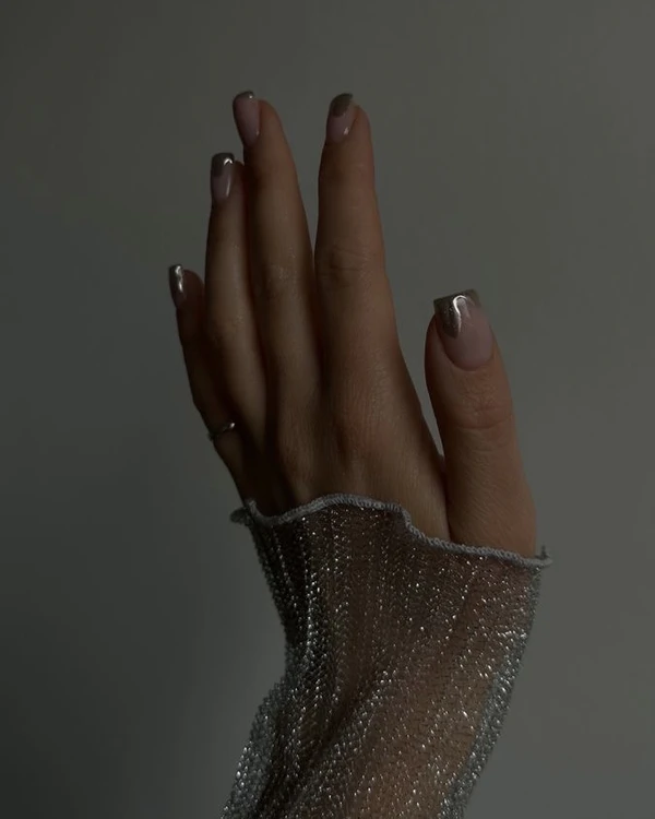 Chic Bridal Nail Inspiration