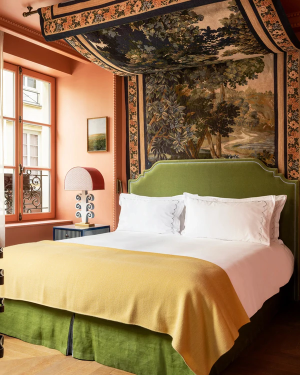 10 Romantic New Hotels in Paris