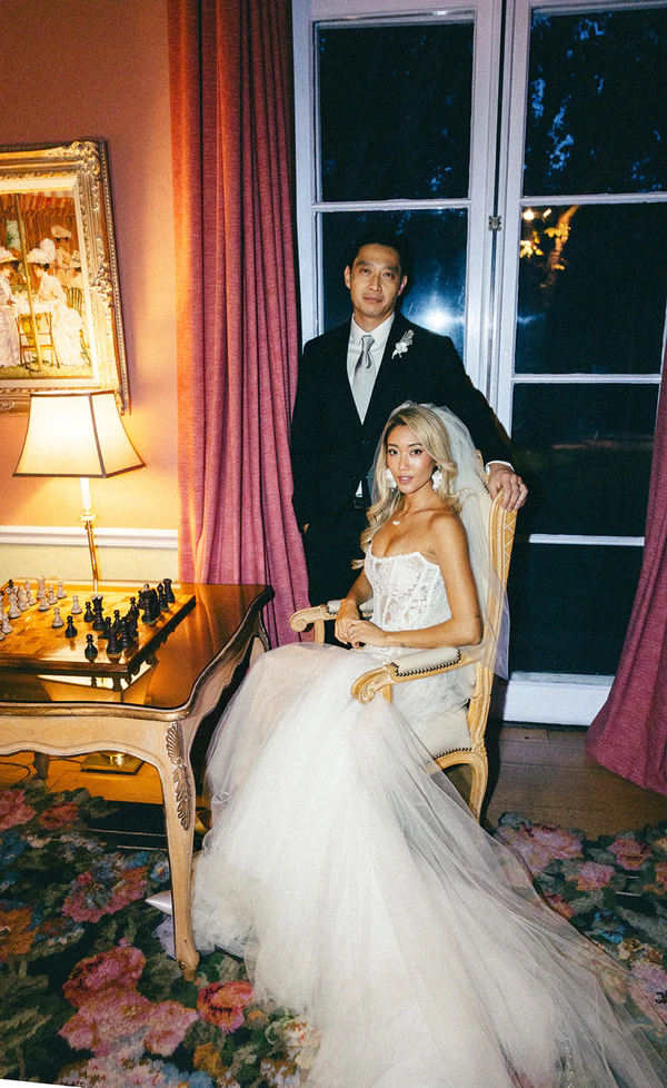 A Dreamlike Siren-Inspired Wedding With Oceanic Details in California