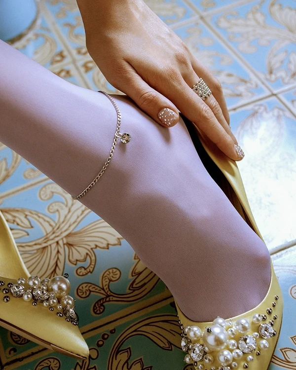 7 Trendy Anklets Designs for Brides — photo 1
