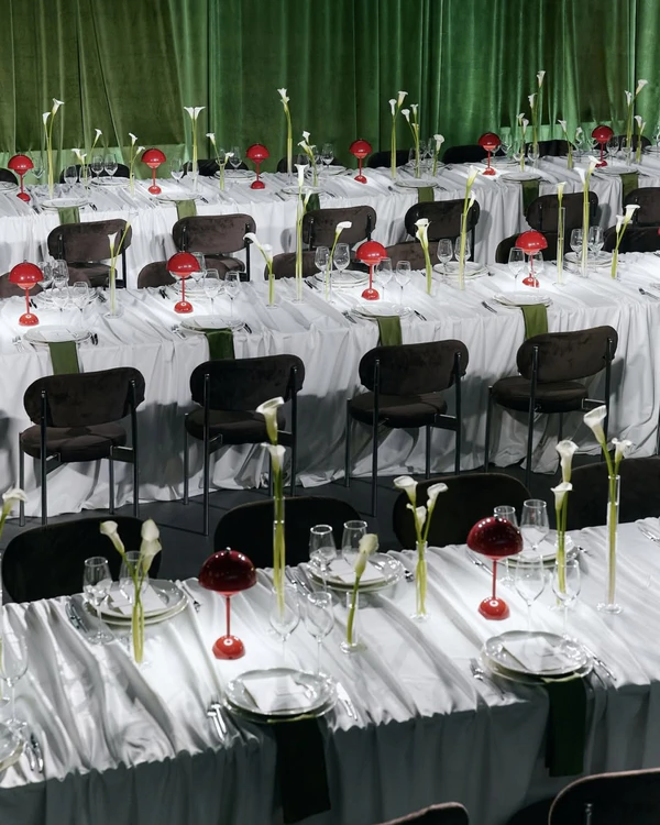 How to Navigate Different Wedding Visions as a Couple