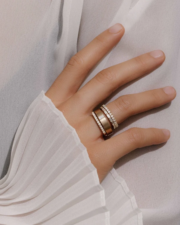 30 Expert Tips for Diamond Engagement & Wedding Ring Shopping