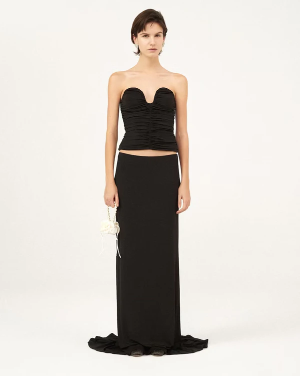 What Colors to Wear on New Year's Eve 2024?