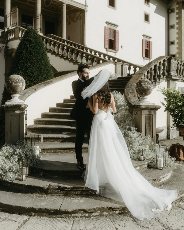 Intimate Wedding in Tuscany's Breathtaking Scenery — photo 1