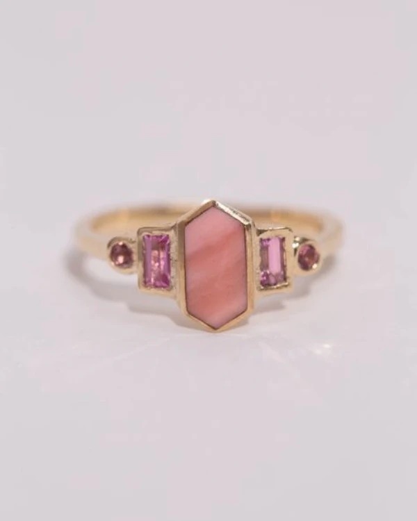 Color Your Love: The Ultimate Guide to Engagement Ring Gemstones