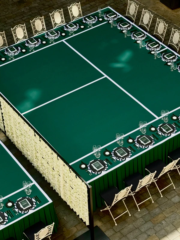 <a href="https://www.instagram.com/p/DagRZN4CheE/?img_index=1">Tables London</a> 